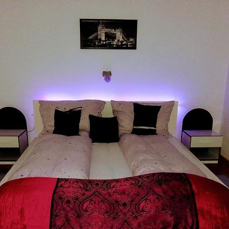 Apartmán Pecs Park Exteriér fotografie