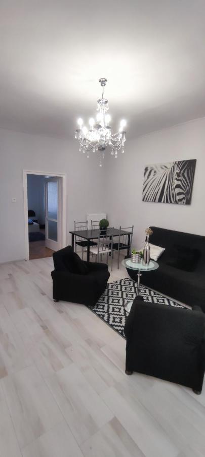 Apartmán Pecs Park Exteriér fotografie