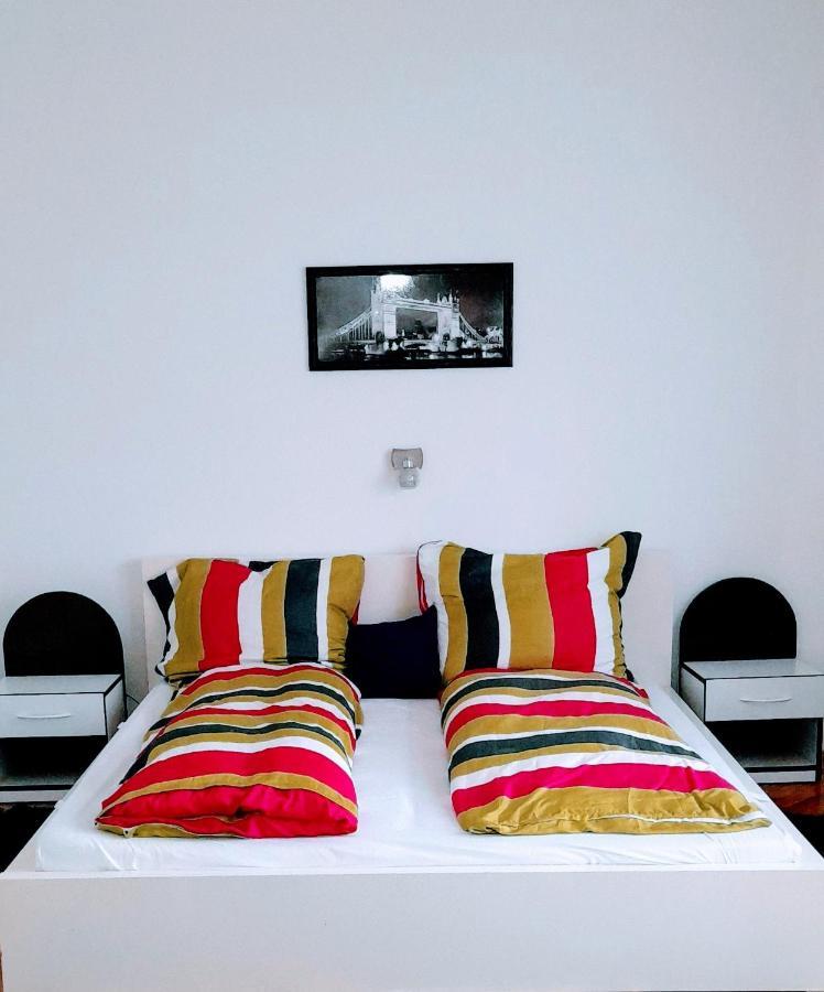 Apartmán Pecs Park Exteriér fotografie